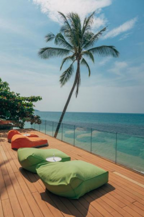 Sea&Sky luxury villa-absolute beachfront